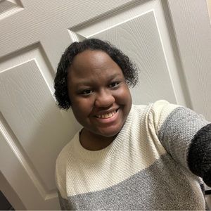 Meet your Posher, Lauryn